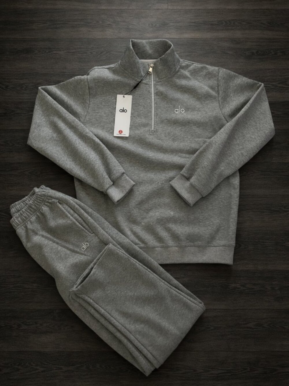 ALO Yoga Accolade Set Quarter Zip and Sweatpants Light Gray Unisex NWT